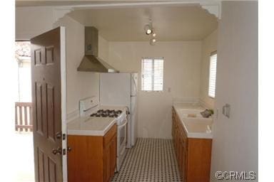 103 Corona Ave in Long Beach, CA - Building Photo - Building Photo