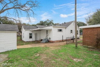 1247 Delhi St in Bossier City, LA - Foto de edificio - Building Photo