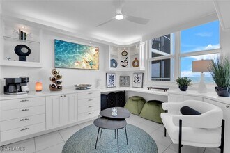 6101 Pelican Bay Blvd in Naples, FL - Building Photo - Building Photo
