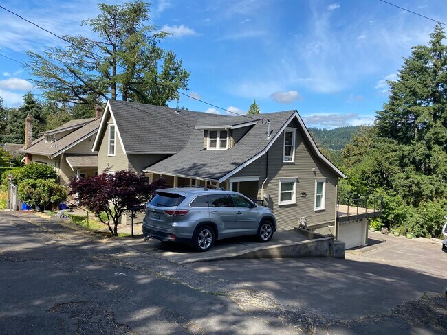 1505 Madison St in Oregon City, OR - Building Photo - Building Photo