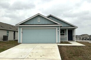 171 Dodger Wy in New Braunfels, TX - Building Photo