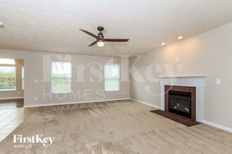 1989 Michelle Ln in Middletown, OH - Building Photo - Building Photo