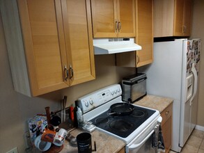 5460 White Oak Ave in Encino, CA - Building Photo - Building Photo