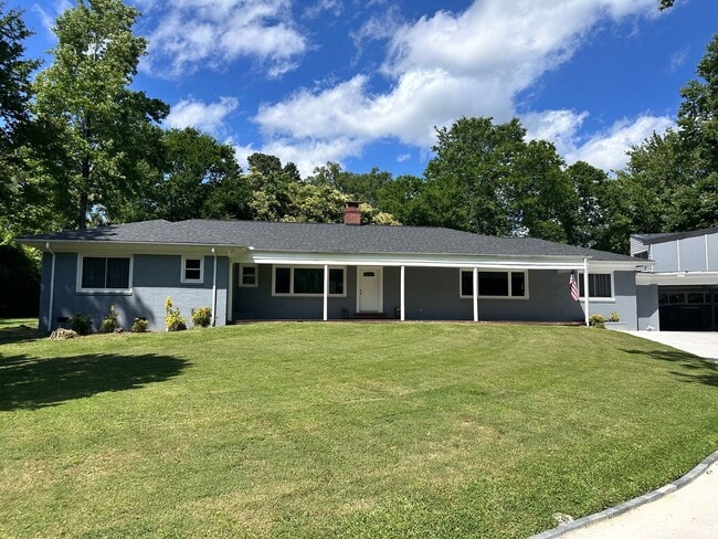 property at 421 Lakeside Dr