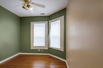 8154 S Drexel Ave in Chicago, IL - Building Photo - Building Photo