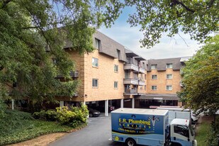 Charlotte House in Charlotte, NC - Building Photo