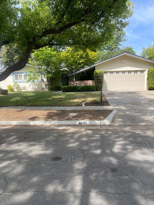 4651 N Ila Ave in Fresno, CA - Building Photo