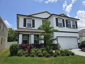 8030 Praise Dr in Tampa, FL - Building Photo - Building Photo