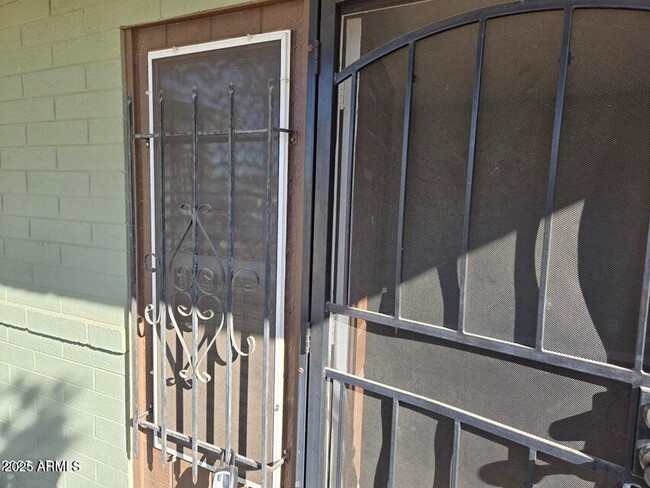 property at 902 E Southern Ave