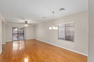 6076 Wheat Penny Ave, Unit 1F in Las Vegas, NV - Building Photo - Building Photo