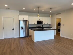 2305 Ave G in Fort Madison, IA - Building Photo - Building Photo