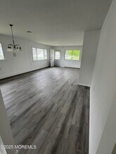 29 Spanish Wells St in Toms River, NJ - Building Photo - Building Photo