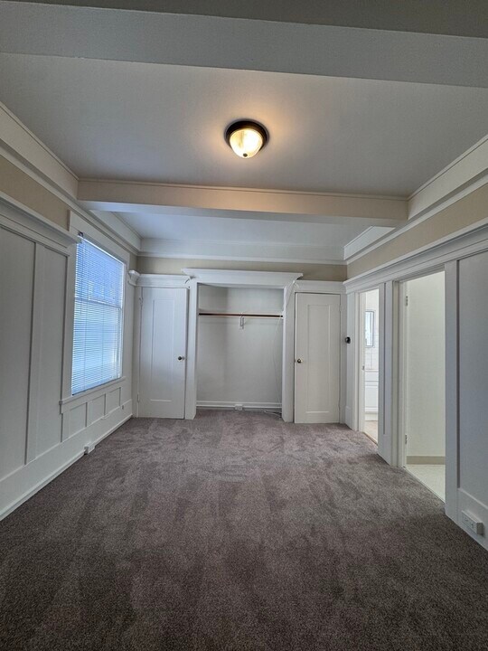1490 Pine St in San Francisco, CA - Building Photo