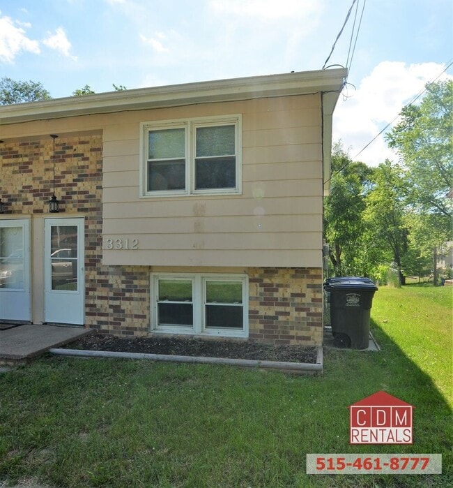 property at 3312 E 36th Ct