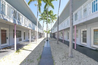 7445 Harding Ave in Miami Beach, FL - Building Photo - Building Photo