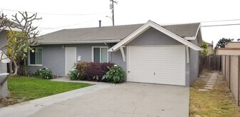 4092-4096 Green in Cypress, CA - Building Photo