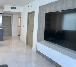 55 SE 6th St, Unit 2707 in Miami, FL - Building Photo - Building Photo