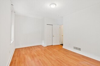 1614 N Gratz St in Philadelphia, PA - Building Photo - Building Photo