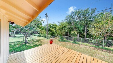 5906 Wagon Bend in Austin, TX - Building Photo - Building Photo