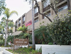 Spencer Plaza in Torrance, CA - Building Photo - Building Photo