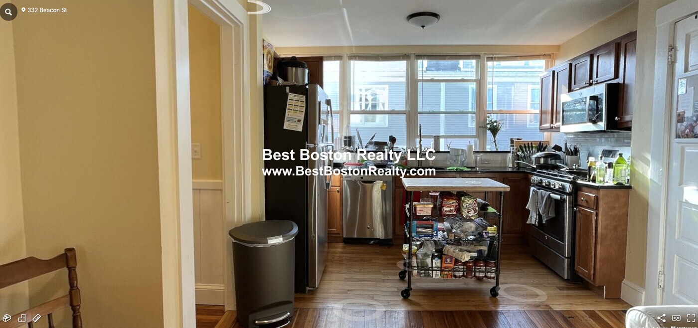 332 Beacon St, Unit 2 in Somerville, MA - Building Photo