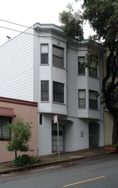 71-73 Cortland Ave in San Francisco, CA - Building Photo