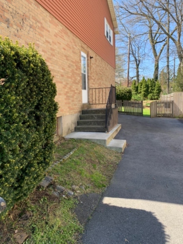 2376 S 10th St in Allentown, PA - Building Photo - Building Photo