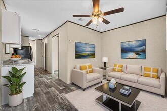 161 Southland Ct in Avon Park, FL - Building Photo - Building Photo