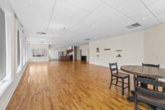 44 S Jefferson St, Unit Suite 204 in Winchester, TN - Building Photo - Building Photo