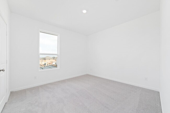 property at 3020 Redtop Hl Dr