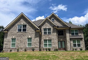 3710 Renaissance Cir in Atlanta, GA - Building Photo