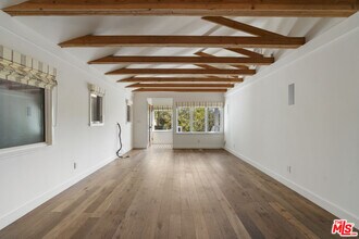 4031 Camero Ave in Los Angeles, CA - Building Photo - Building Photo