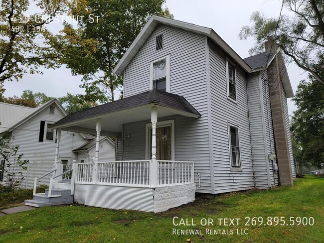 property at 419 Chestnut St