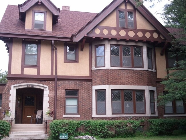 361 Summit Ave, Unit 1