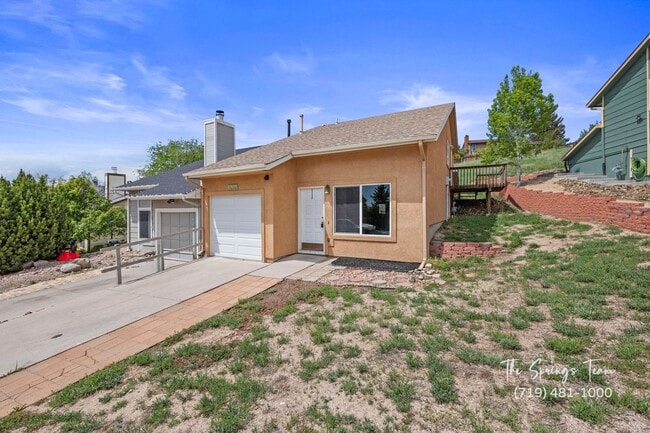 5232 Solar Ridge Dr in Colorado Springs, CO - Building Photo - Building Photo