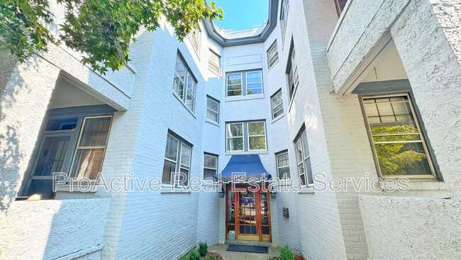 1240 Westover Ave in Norfolk, VA - Building Photo - Building Photo
