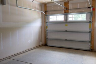 400 White Oak Ridge Dr in Garner, NC - Building Photo