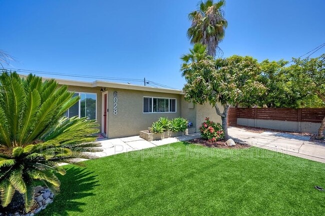 6028 Dwight St in San Diego, CA - Building Photo - Building Photo