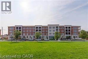 195 Commonwealth St in Kitchener, ON - Building Photo