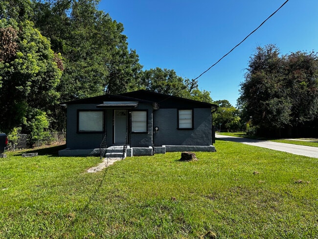 property at 1929 Hardee St