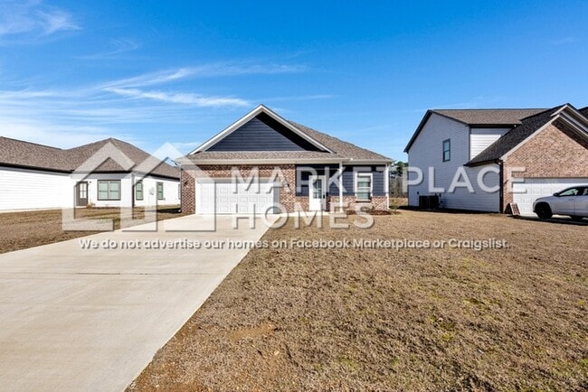 142 Kings Wy in Jasper, AL - Building Photo - Building Photo