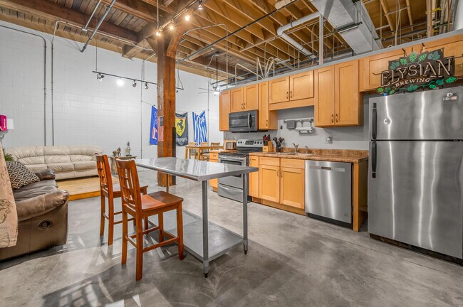 585 S Upper St in Lexington, KY - Building Photo - Building Photo