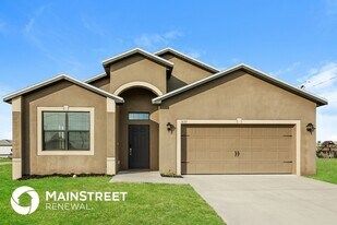 1631 SW 25th Ln in Cape Coral, FL - Building Photo