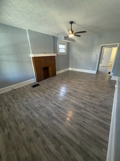 property at 1341 E Long St