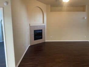 529 Sunny Meadows Dr NE in Rio Rancho, NM - Building Photo - Building Photo