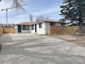1381 Xanadu St in Aurora, CO - Building Photo - Building Photo