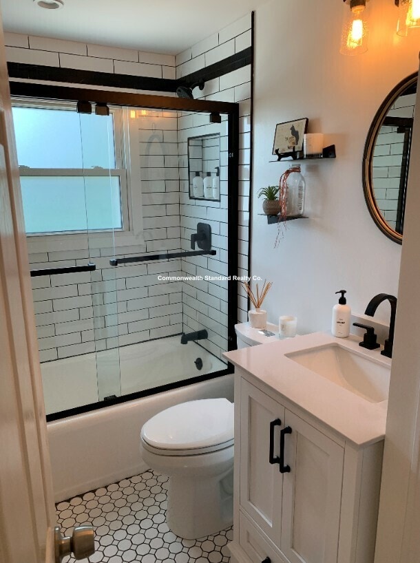 53 Gale St in Waltham, MA - Building Photo - Building Photo