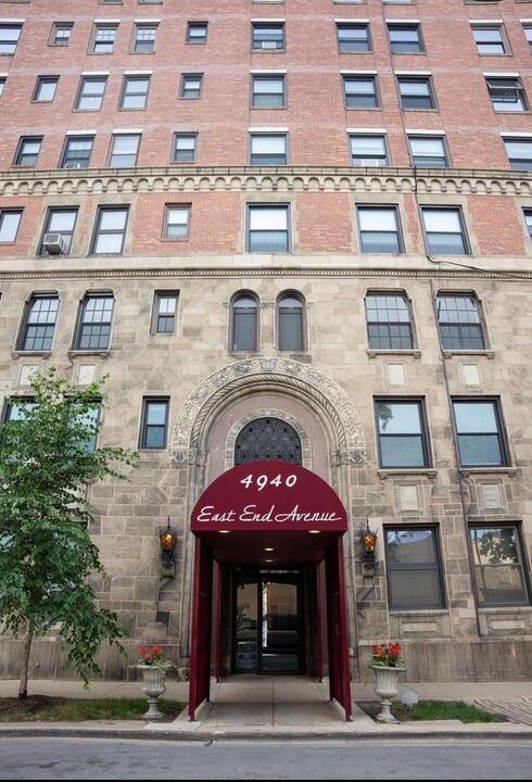 4940 S East End Ave in Chicago, IL - Building Photo