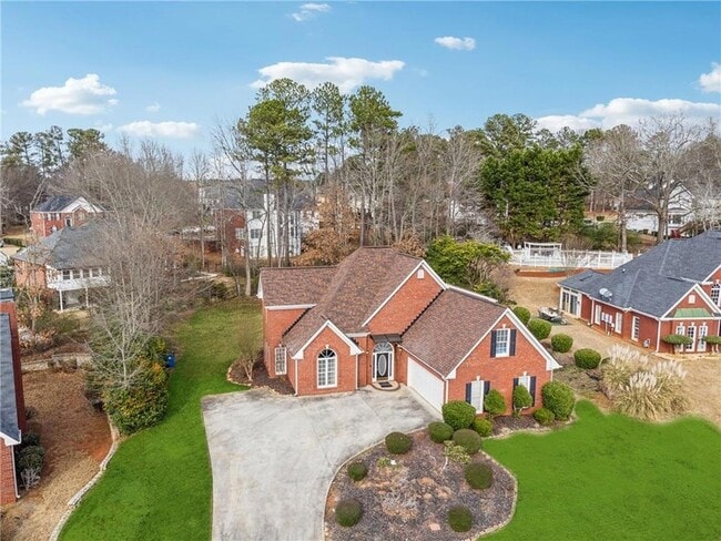 property at 3207 Haleys Way SE