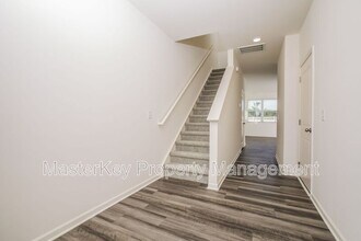 129 N Chubb Rdg in Clayton, NC - Building Photo - Building Photo